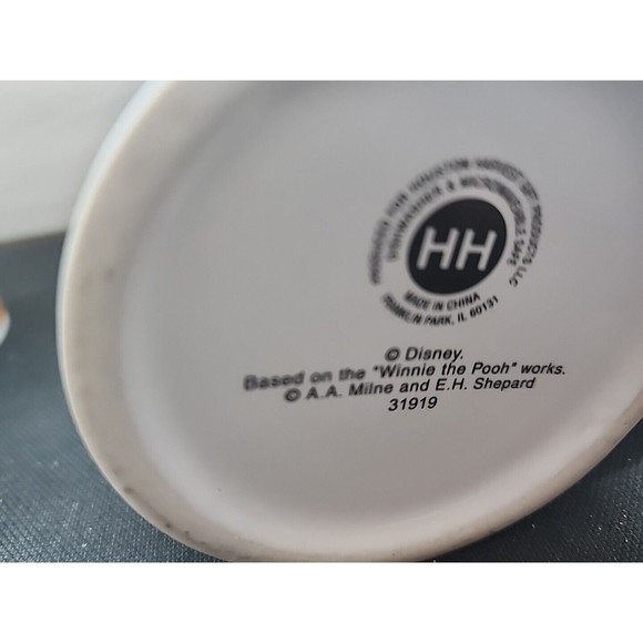 Disney - Winnie the Pooh Coffee Cup / Mug - "Bee friendly...Happy being me..." 2 - Picture 4 of 5